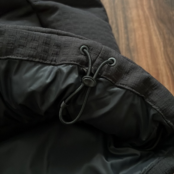 The North Face Novelty Nuptse Vest - Picture 17 of 17